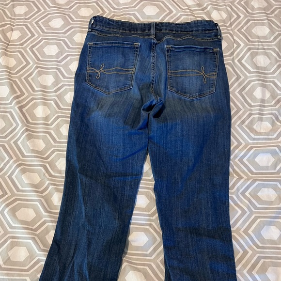 Denim Capris - Picture 3 of 4